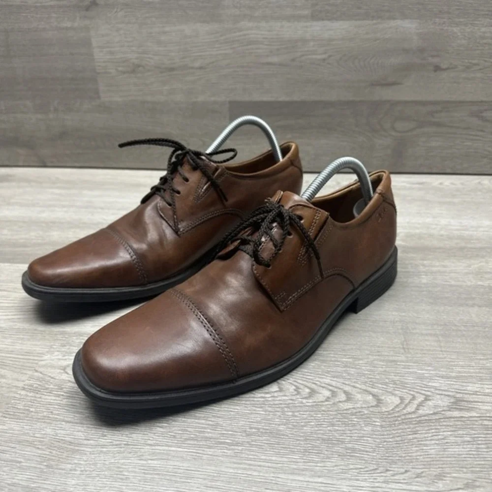 Clarks Mens Tilden Cap‎ Toe Brown Oxford Dress Shoe Size 10 M Very Nice